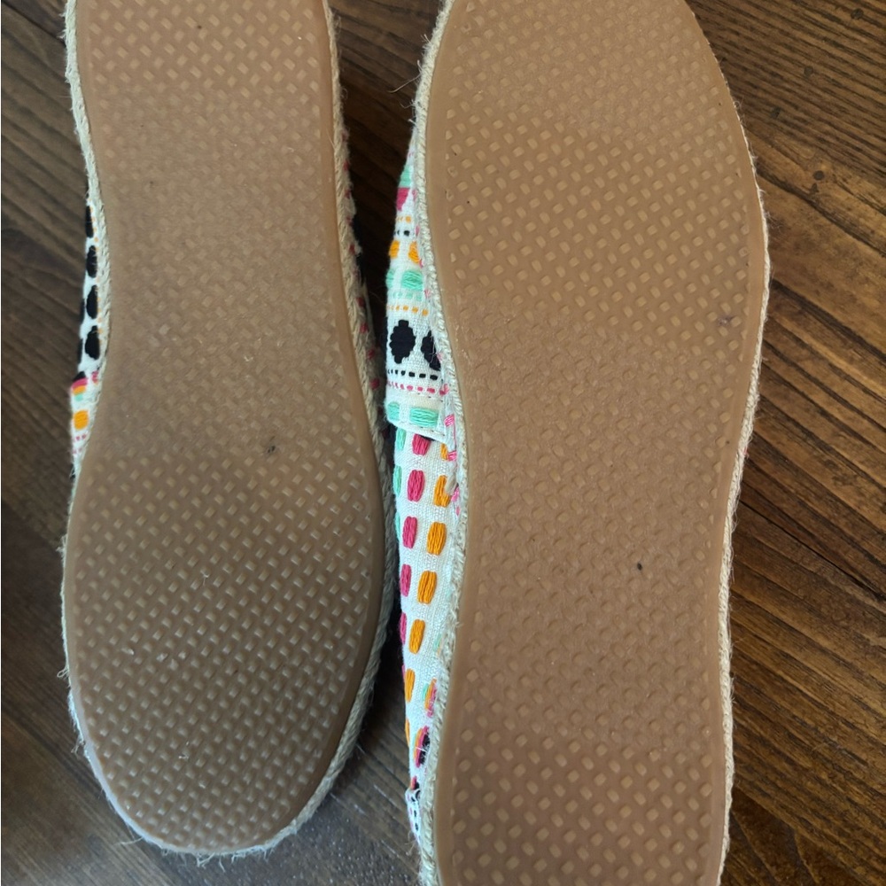 Toms Colorful Patterned Espadrilles - image 4